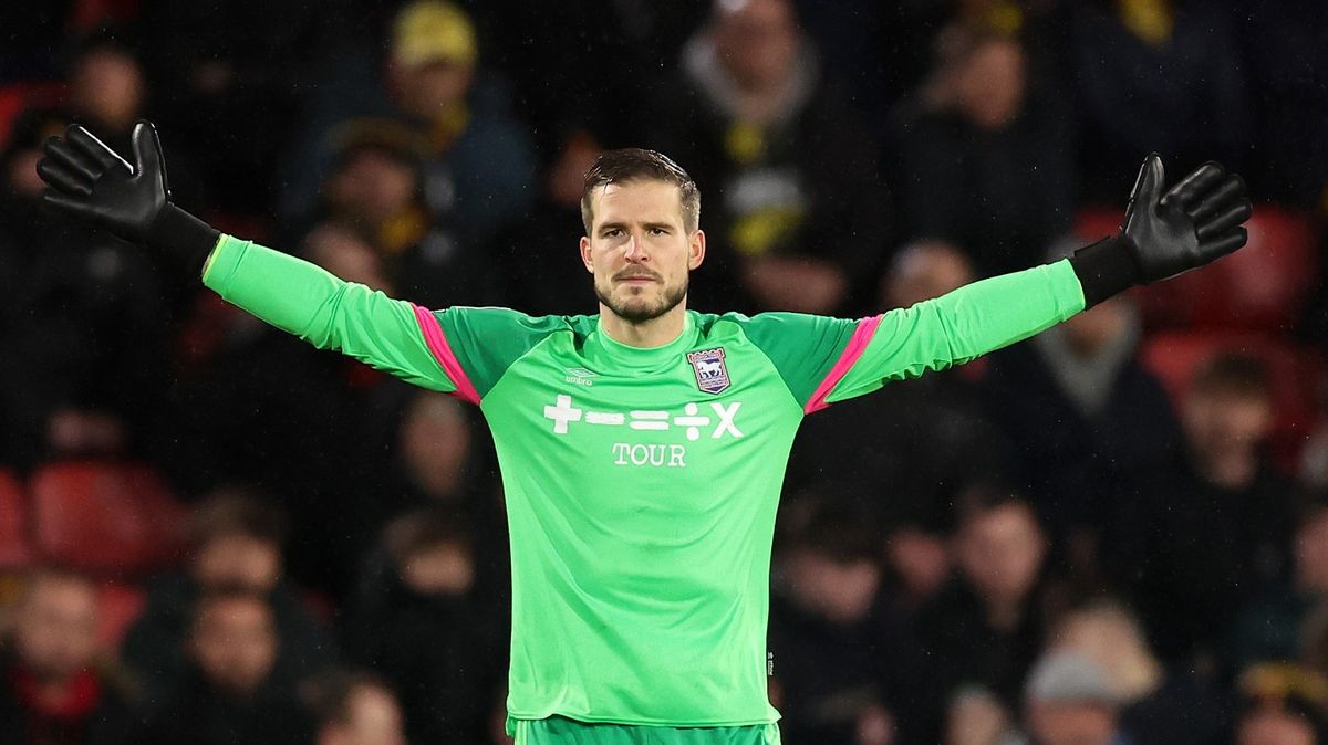 Brankář Hladký o možném postupu do Premier League: Nemluvíme o tom