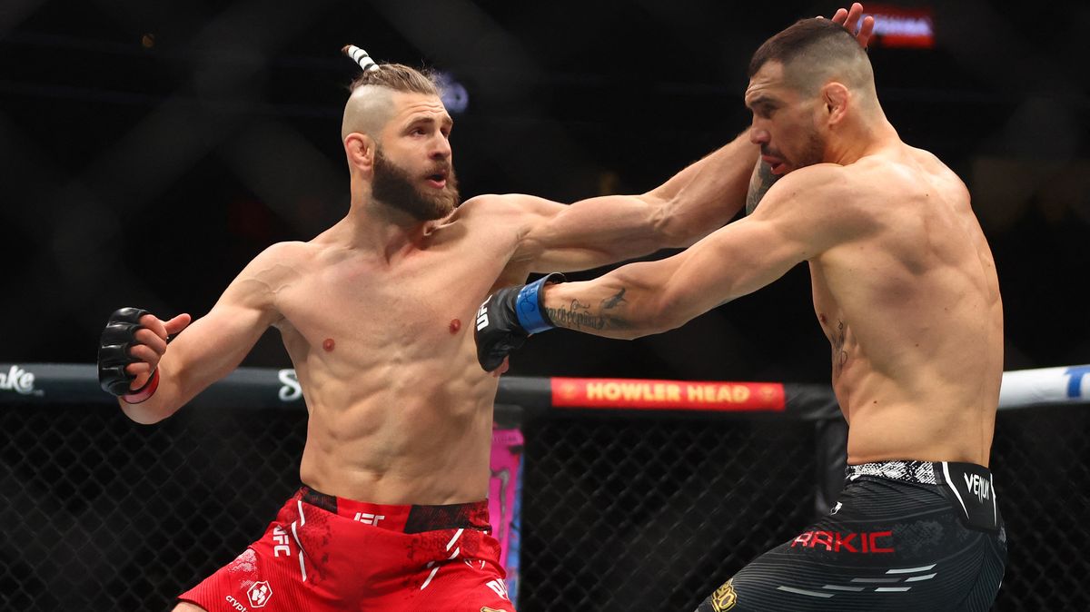 Procházka je v UFC novou jedničkou. Odveta proti šampionovi? Ten je proti