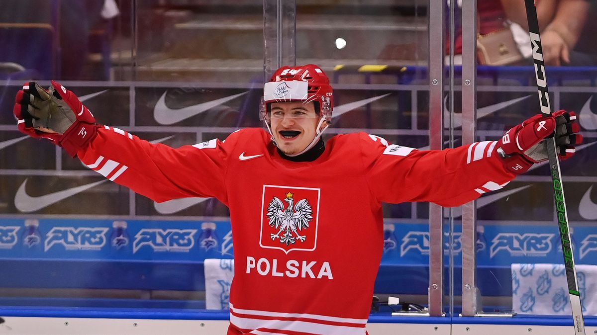 Exvítkovický mladíček trápil Lotyše. Dát tady dva góly je velká krása, svěřil se Polák Macias