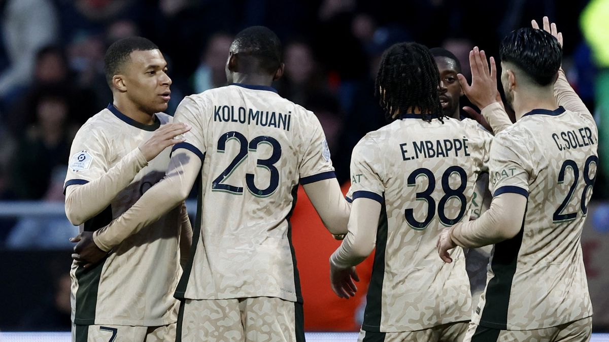 Fotbalisté Paris St. Germain zvítězili v Lorientu a titul mají na dosah