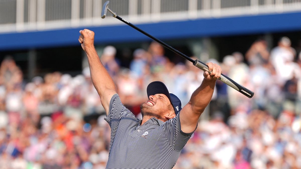 Americký golfista DeChambeau vyhrál US Open