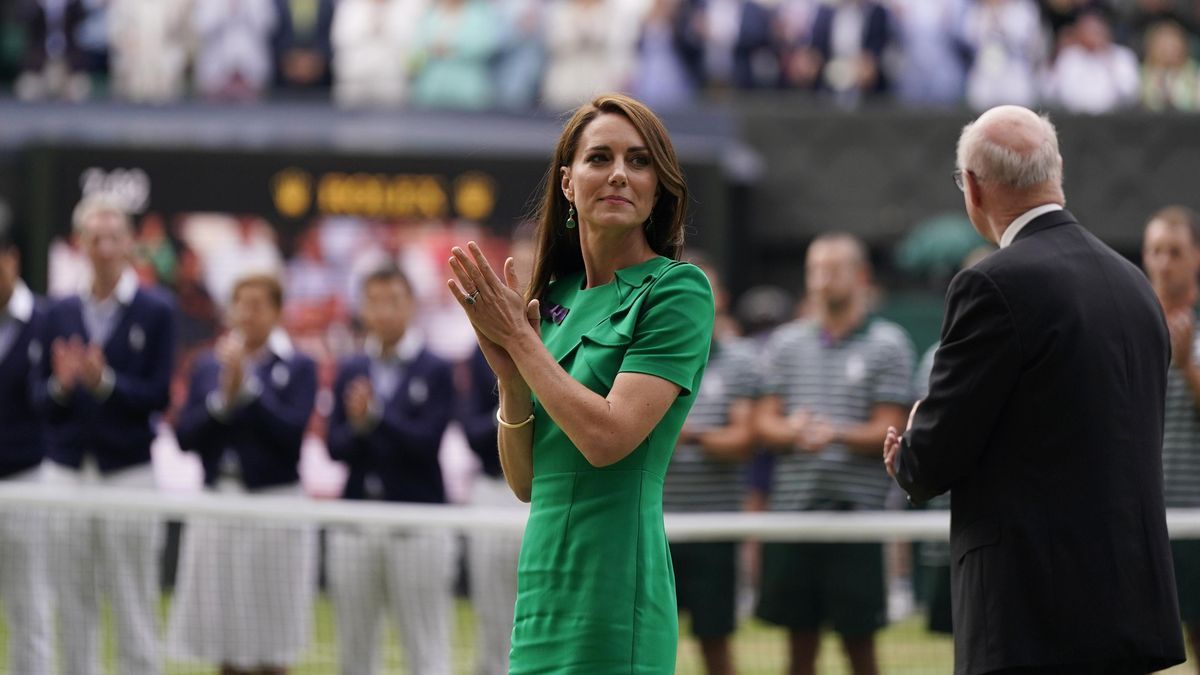 Britská princezna Kate předá pohár vítězi wimbledonské dvouhry