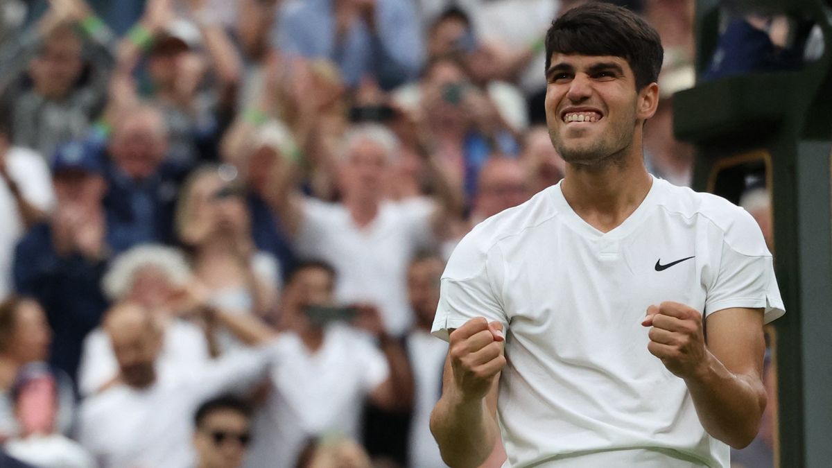 Alcaraz zvládl ve Wimbledonu kritický moment a dál může snít o obhajobě
