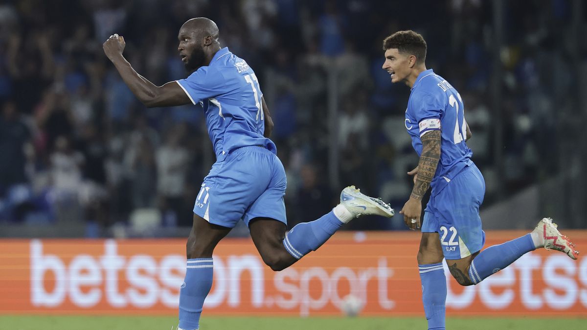Lukaku pomohl při debutu Neapoli k obratu. V brance Parmy ale stál obránce