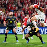 Matěj Jurásek ze Slavie Praha a jeho obrovská šance  během utkání play off Ligy mistrů, SK Slavia Praha - Lille OSC