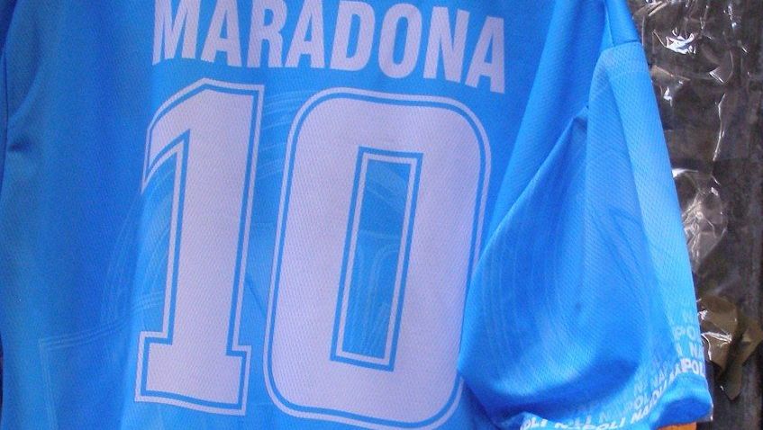 Proces s Maradonovými zdravotníky se vrací na začátek. Odstoupila soudkyně