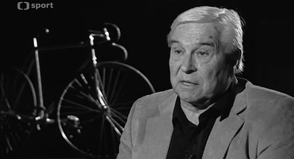 Bývalý český cyklista Jiří Pecka zemřel.
