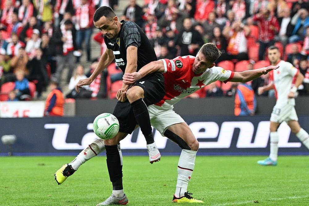 Slavia hostila v pražské Edenu kosovský tým Ballkani



