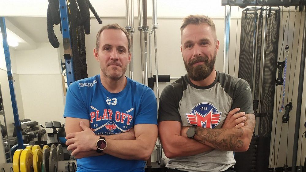 Pro gólmany je velkou hrozbou. Sám Gulaš přiznává: Učím se od nejlepších z NHL