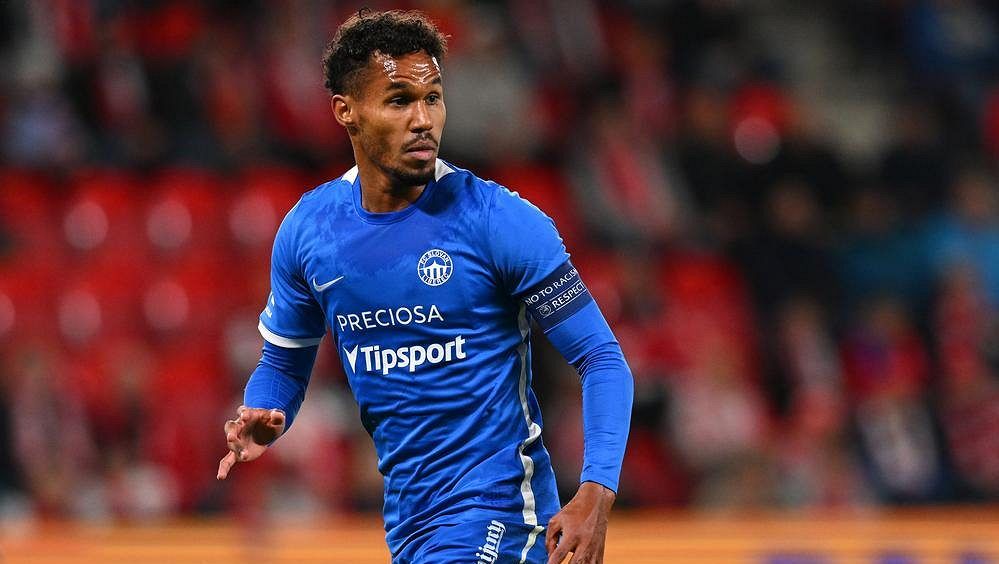 Kapitán fotbalistů Liberce Gebre Selassie utrpěl proti Spartě zlomeninu nohy