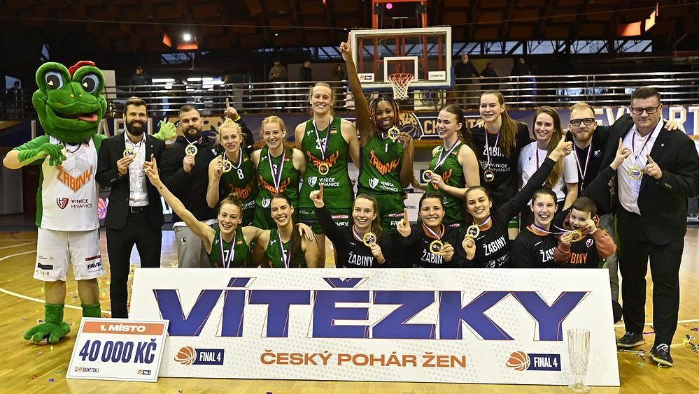 Basketbalistky brněnských Žabin obhájily triumf v Českém poháru
