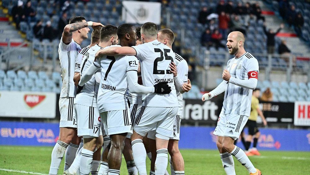 Perné léto v Budějovicích. Zápotočný oprášil italštinu a Nikl vtipkoval o Ondráškovi: Dáme ho na stopera?