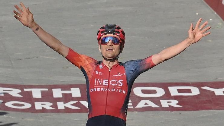 Cyklistický univerzál Pidcock vyhrál po úniku klasiku Strade Bianche