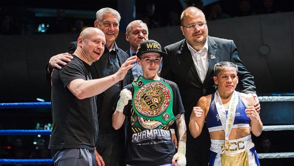 Boxerka Bytyqi počtvrté uhájila mistrovský pás organizace WBC