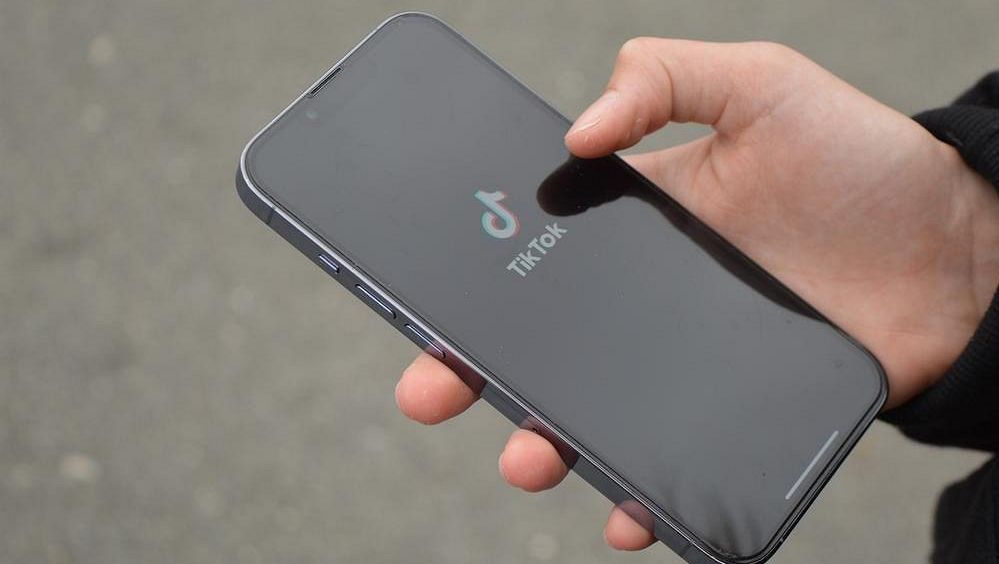 Organizátoři Roland Garros nabízejí tenistům pomoc s kyberšikanou