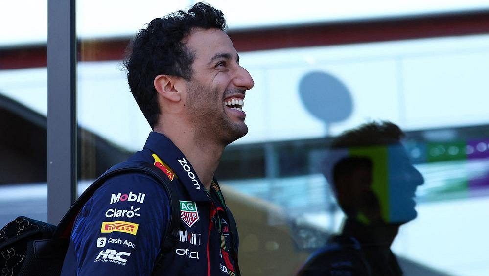 Zkušený Ricciardo nahradí v týmu F1 AlphaTauri neúspěšného De Vriese