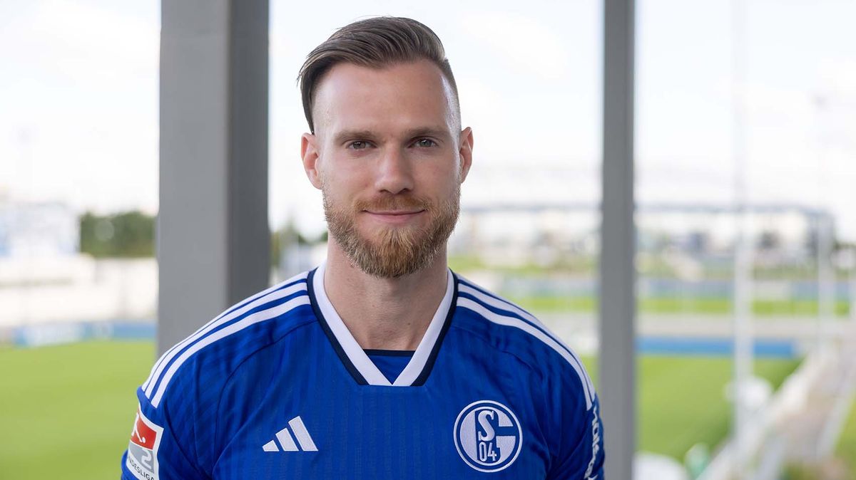 Obránce Kalas musí před další sezonou v Schalke 04 na operaci