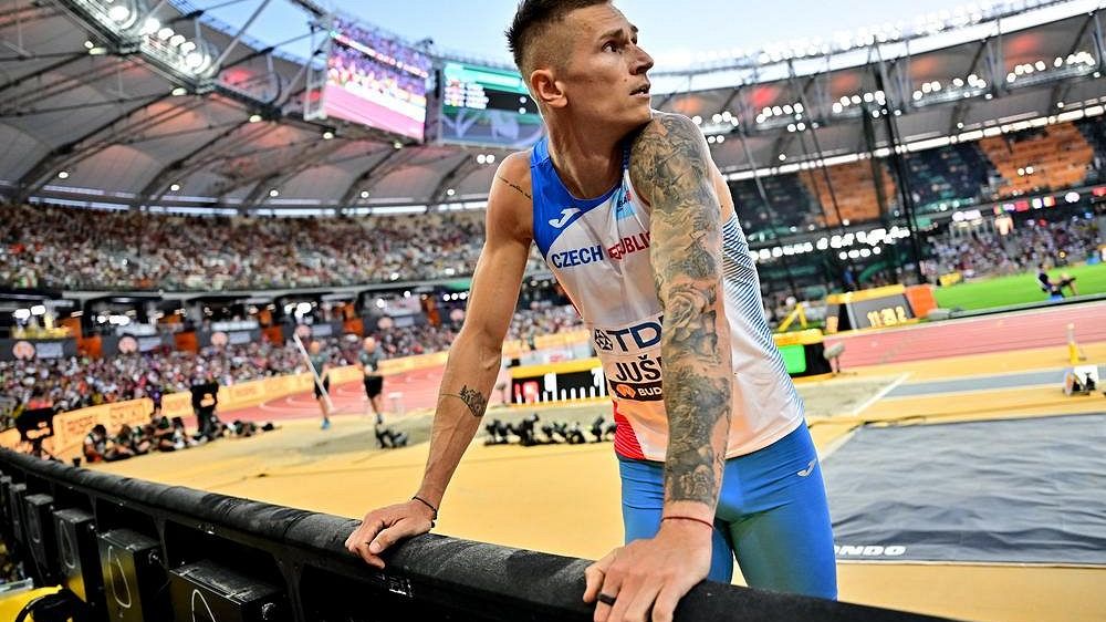 Tak vysoko český dálkař ještě nebyl! Ale nová pravidla jsou proti sportovcům, štve Jušku