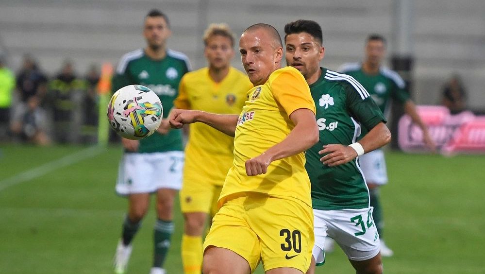Soupeř Slavie na předchůdce nenavazuje, hraje v Košicích a kanonýr má mít namířeno do Španělska