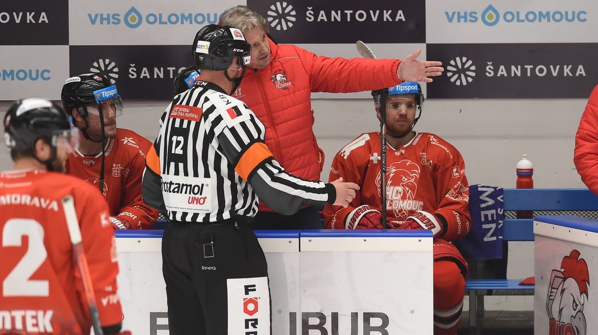 Olomouc vs. sudí Mrkva, díl druhý: Po umaštěné puse zuří Fürst znovu a mluví o nedůstojném výkonu