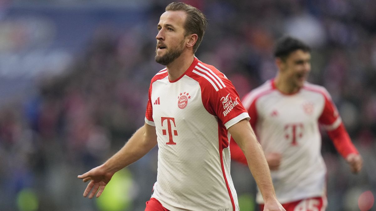 Dresy kanonýra Kanea míří k prodejnímu rekordu Bayernu Mnichov