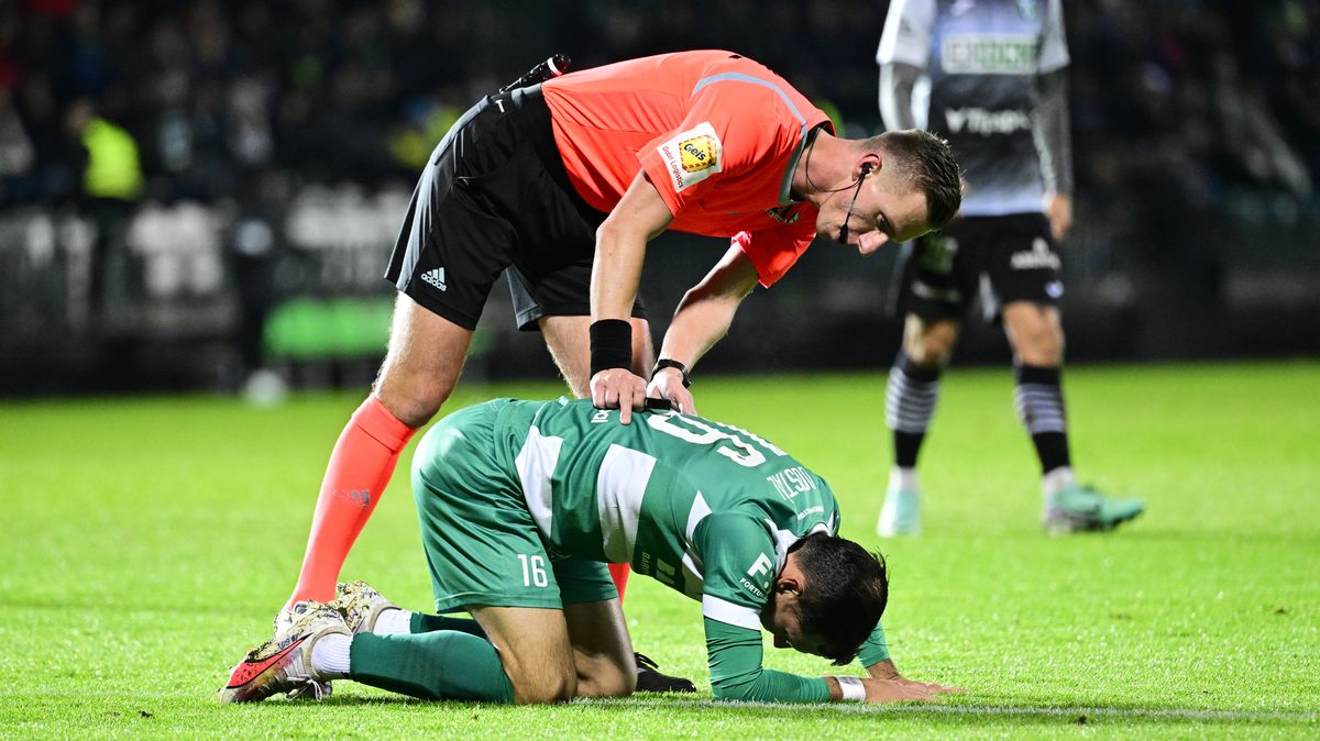 Fotbal nám ukazuje škaredou tvář, smutnil trenér Karviné. Agresivita Bohemians mu přišla fantastická