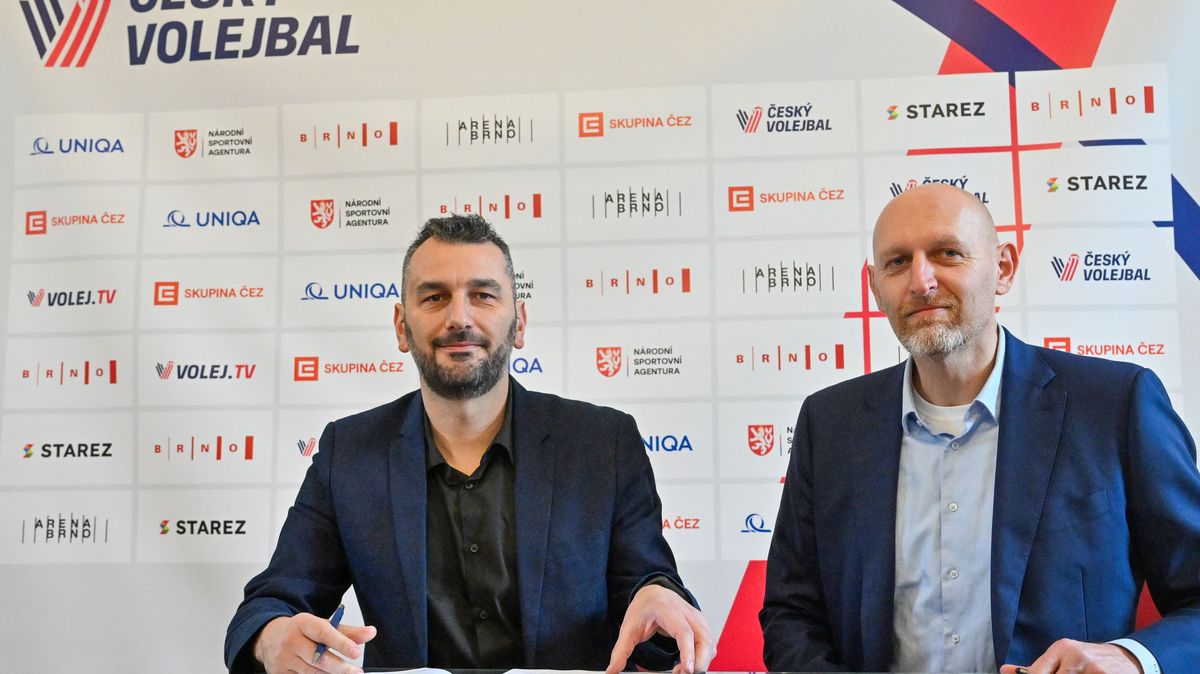 Kouč českých volejbalistek Athanasopulos prodloužil smlouvu o tři roky