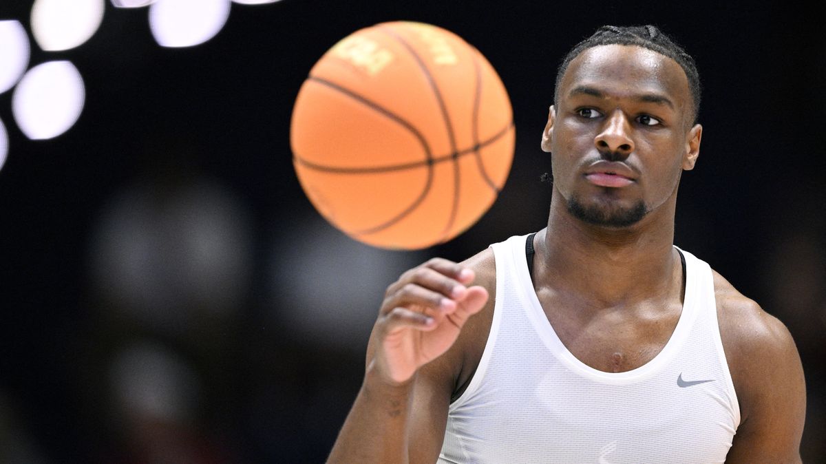 Syn LeBrona Jamese se po zástavě srdce může naplno vrátit k basketbalu