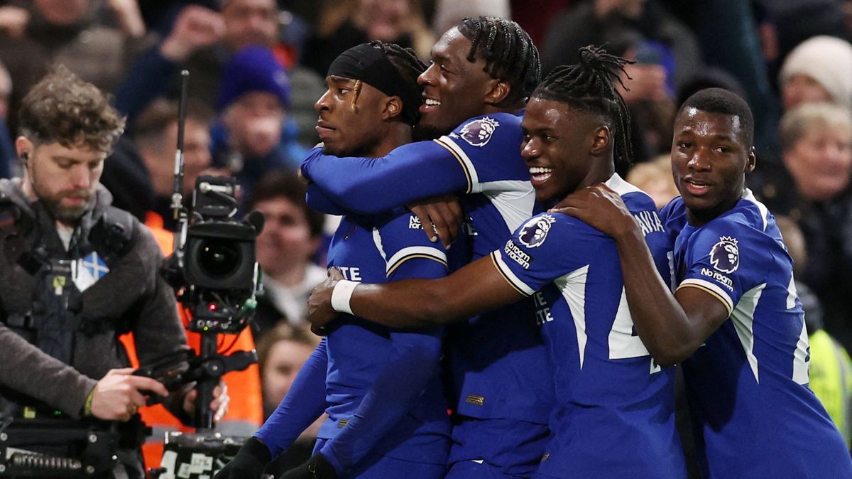 Fotbalisté Chelsea zdolali v derby Crystal Palace, z penalty rozhodl Madueke