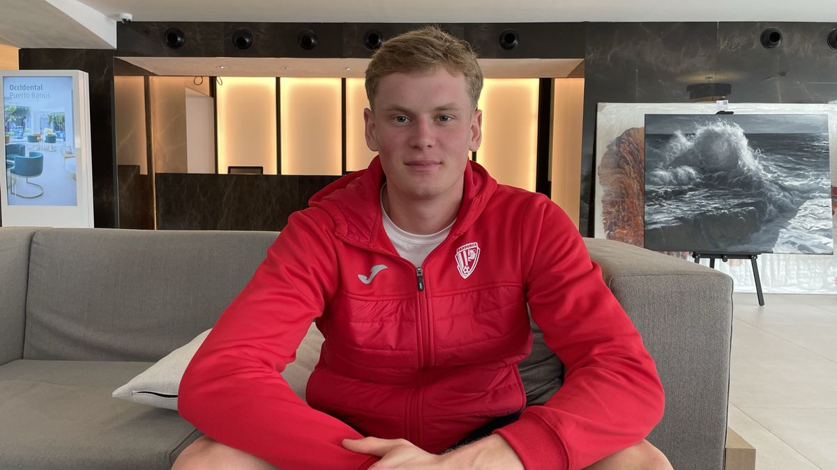 Za Slavii chci chytat, ale nejsem naivní, říká Kinský. Tátu dává do kupy v posilovně