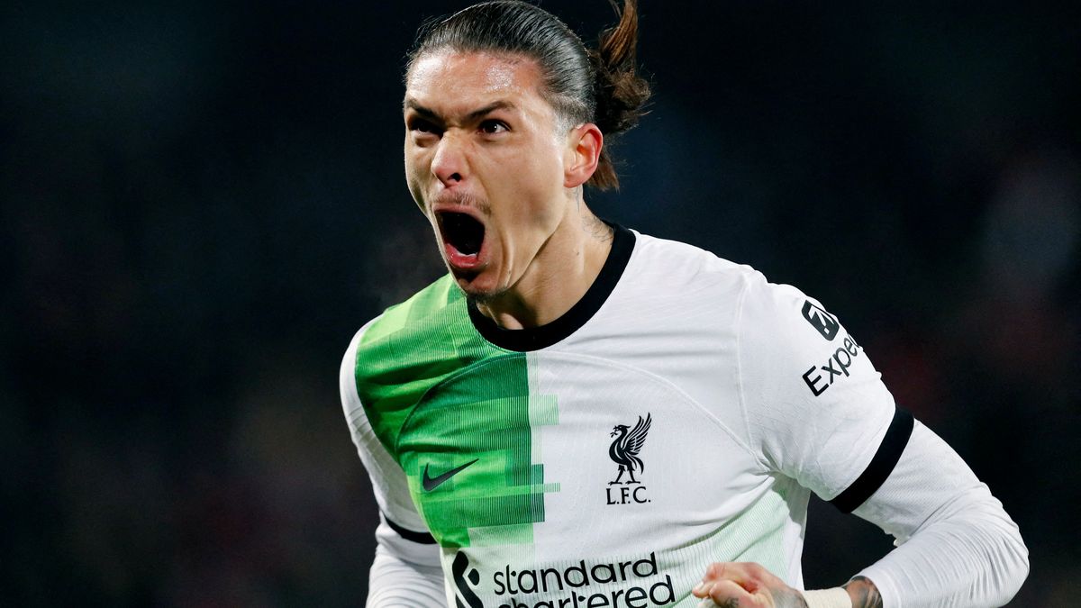 Bezkonkurenční žolíci i mladé pušky. S čím vyrukuje Liverpool na Spartu?