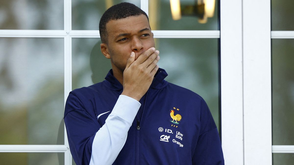 Mbappé přichází: web Realu spadl, miliony lajků, záhady i vzkaz od Ronalda