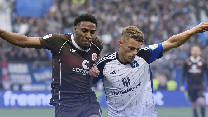 ECHO BUNDESLIGY: Hamburk ve druhé lize, St. Pauli v první. Tohle by mě nikdy nenapadlo, zoufá si Jarolím