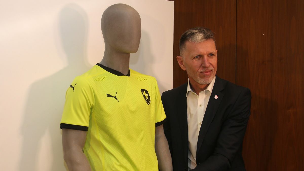 Česko vyhlíží nové dresy. V zelených už reprezentace hrát nebude, uklidňuje Fousek