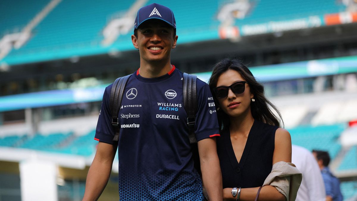 Pilot formule 1 Albon podepsal novou víceletou smlouvu se stájí Williams