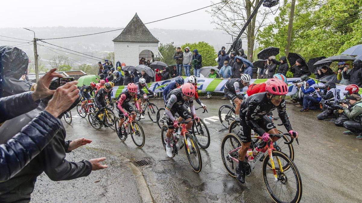 Děsivé chvíle dánského cyklisty: Nekontrolovatelný třes a naprostá ztuhlost