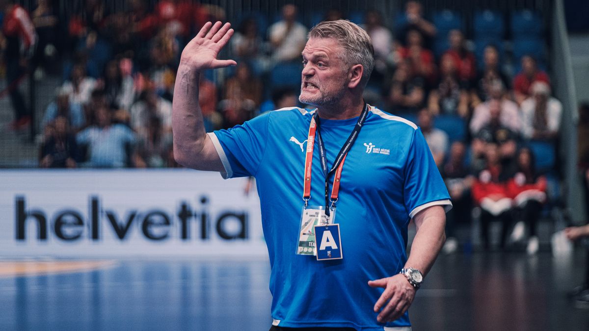 Přijímám zodpovědnost a ponesu následky, prohlásil trenér házenkářek a naznačil konec