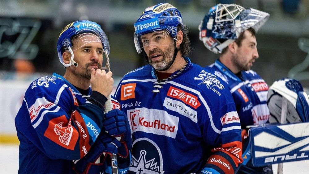 S baráží to vypadá na Kladno, říkají experti. A jaké další otázky ještě musí extraliga vyřešit?