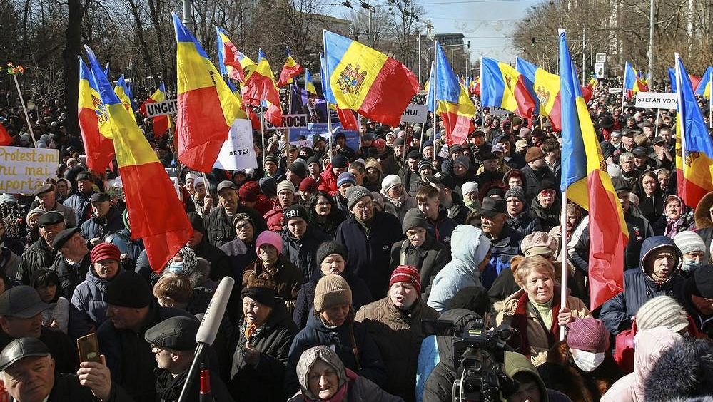 Válka za humny, snahy o převrat. Situace v Moldavsku je křehká, ale země funguje, uklidňuje velvyslanec před duelem v Kišiněvě
