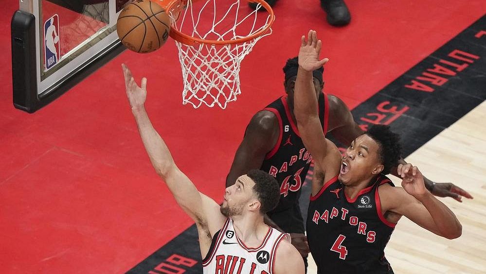 Velký obrat Chicaga! O postup do play off NBA si zahraje i Oklahoma