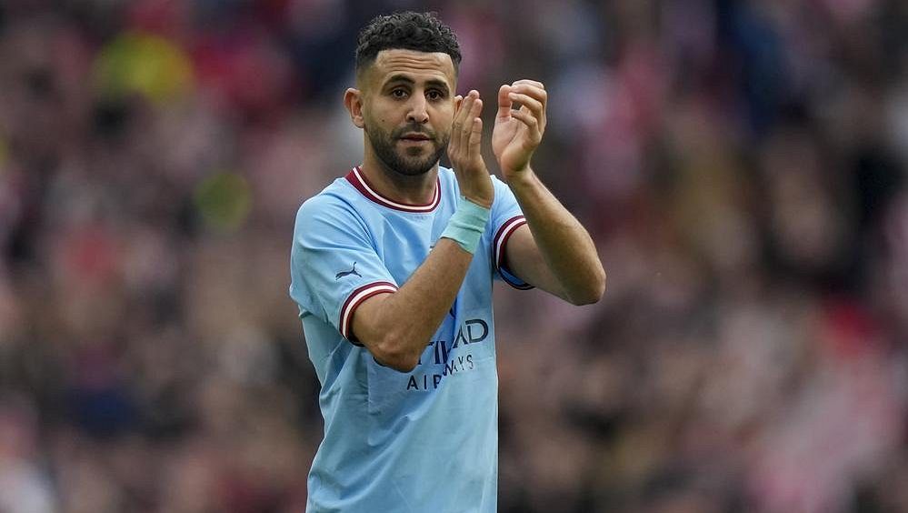 Mahriz zařídil hattrickem postup fotbalistů Manchesteru City do finále FA Cupu