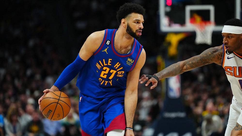Denver ovládl první čtvrtfinále NBA s Phoenixem, Murray dal 34 bodů