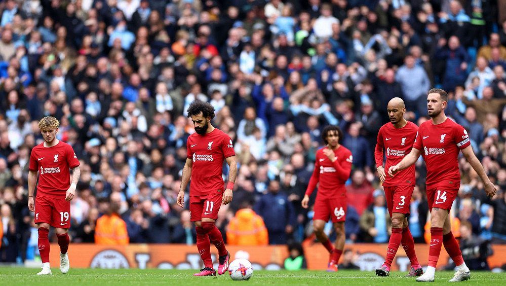 Útok na autobus Liverpoolu! Po debaklu čelili Reds napadení v ulicích Manchesteru
