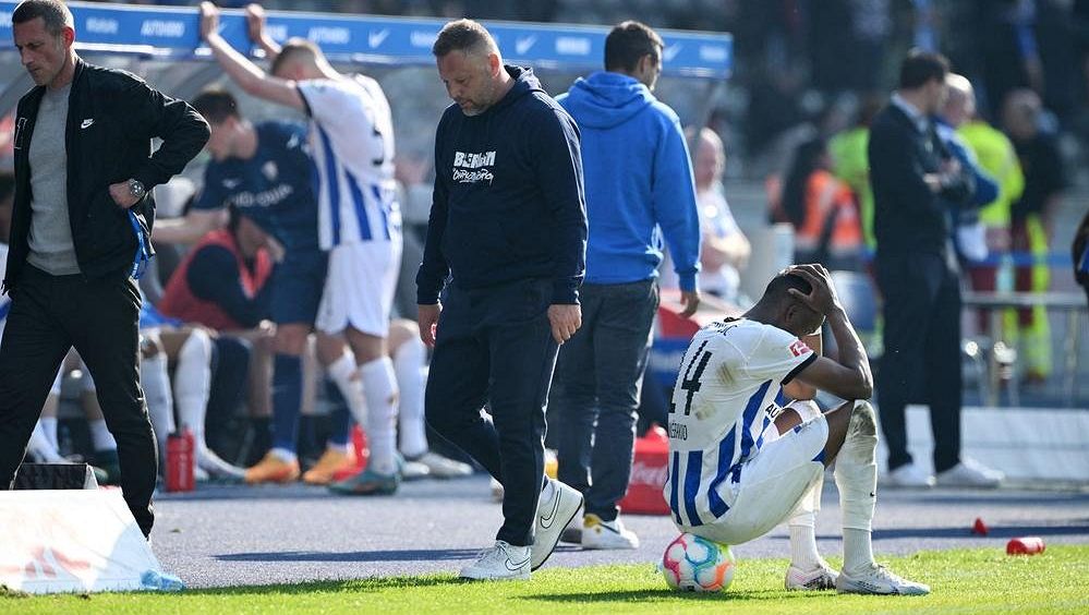 Fotbalisté Herthy Berlín sestupují z bundesligy