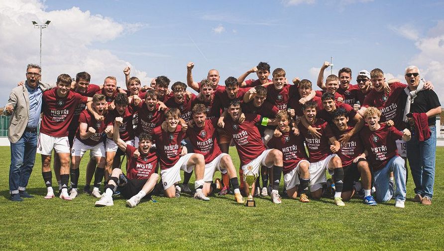 Sparta má další titul, v přímém souboji porazila Baník