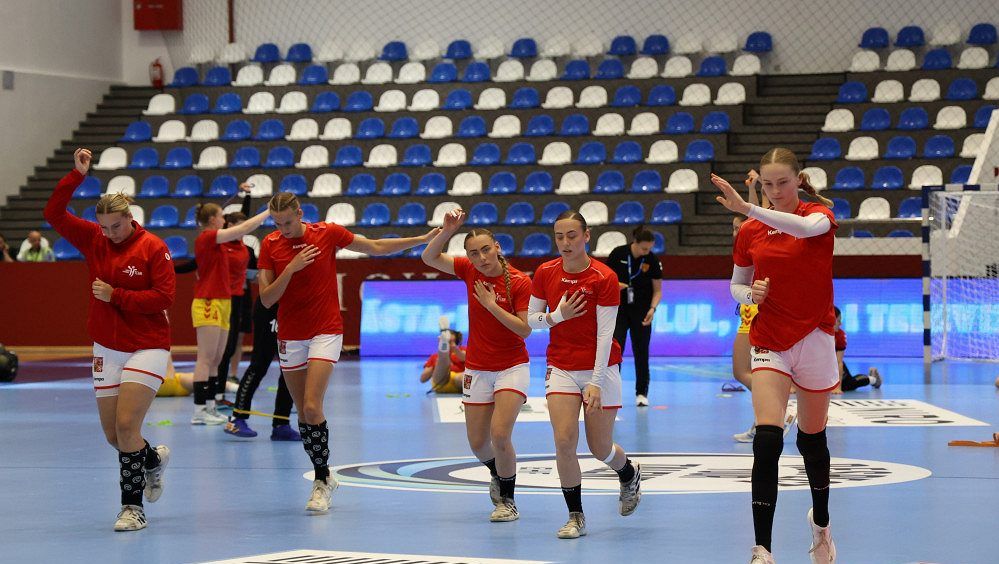 Stejný post i klub, teď dvojčata také reprezentují Česko