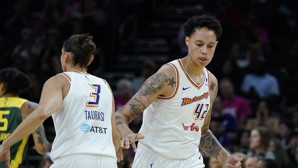 Grinerová a spol. odehrály ve WNBA rekordní čtvrtinu, přesto se bály o výhru