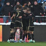 Fotbalisté Sparty slaví úvodní gól v Pardubicích