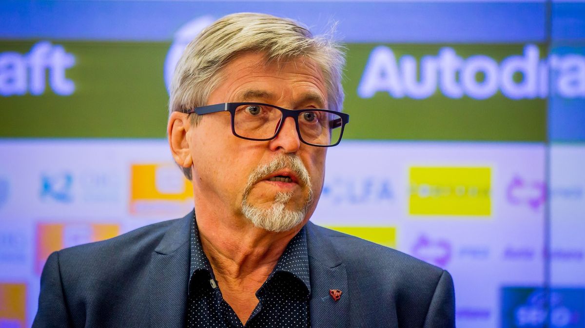 Nepopulární majitel Dynama dostal drsný vzkaz, nejistota v Budějovicích trvá