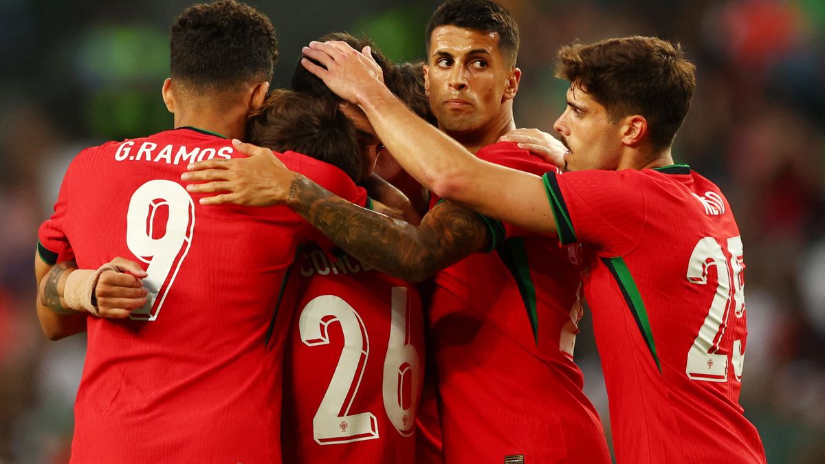 Varování pro českou obranu. Portugalci nasázeli Finsku čtyři branky
